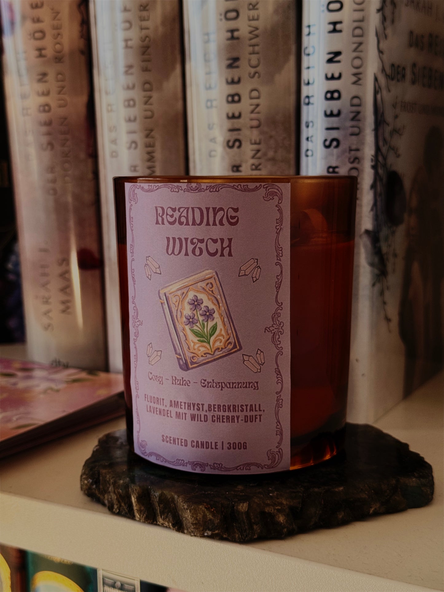 Reading Witch - Stimmungskerze