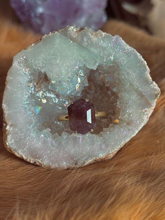Calm Witch Ring