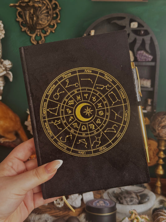Sternzeichen Journal mit Stift – Astrologie Notizbuch & Grimoire (B- Ware)
