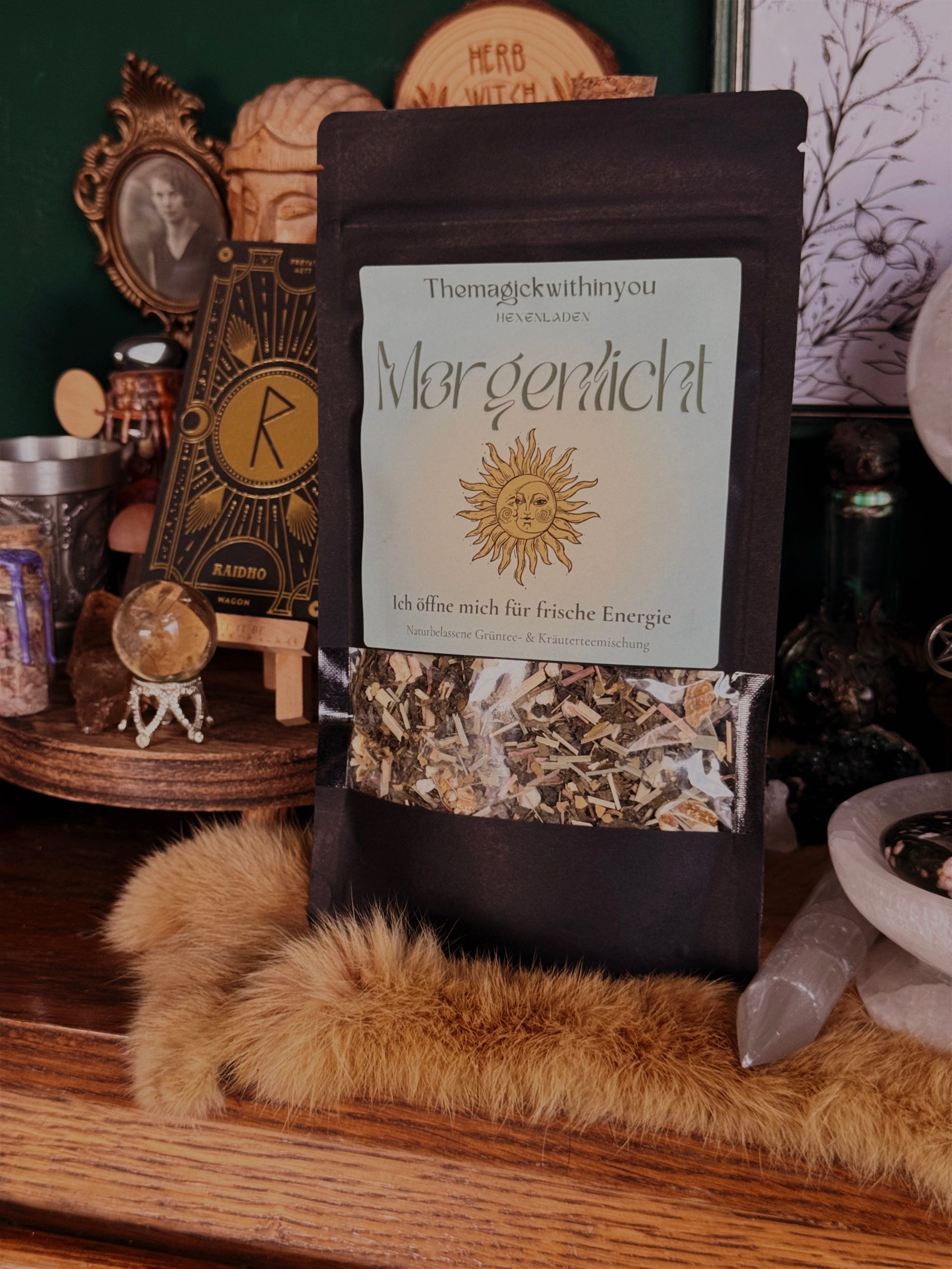 Morgenlicht Tee mit Grüntee, Mate, Zitrusschalen und Pfefferminze für Morgenrituale und einen frischen Start in den Tag